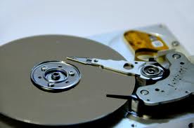 Microsoft SQLIO: Disk performance test and benchmark tool